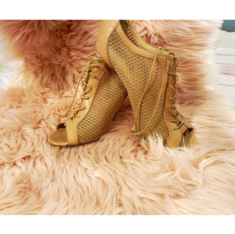 Tan lace up ankle boots